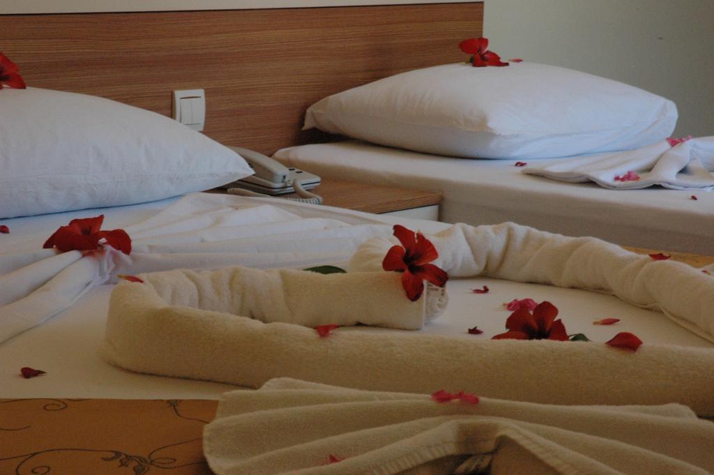 Ercan Han Hotel İçmeler Room photo