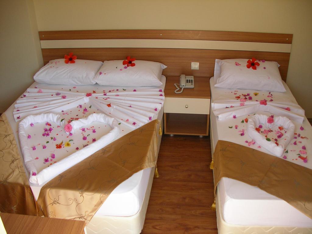 Ercan Han Hotel İçmeler Room photo