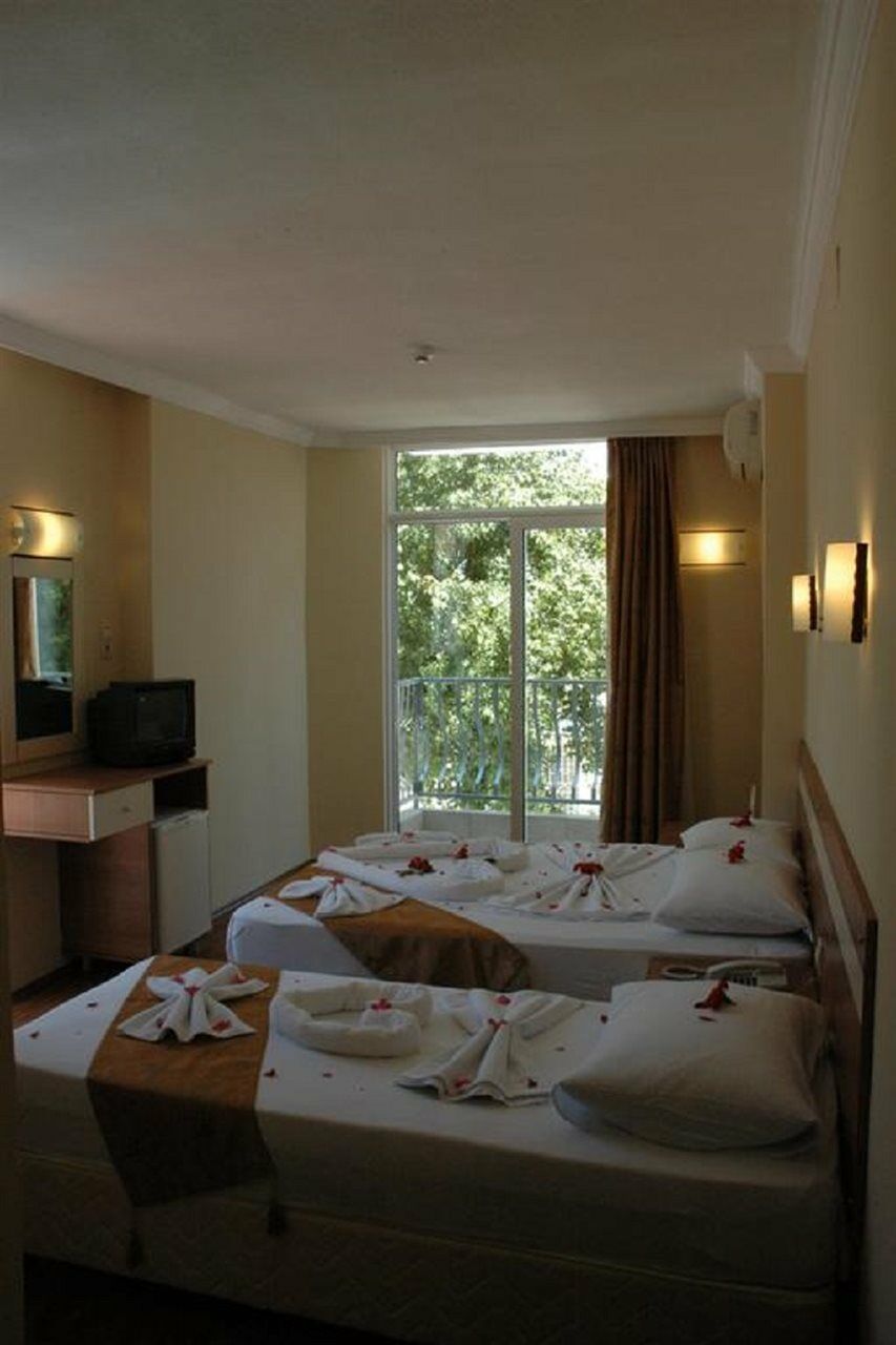 Ercan Han Hotel İçmeler Exterior photo